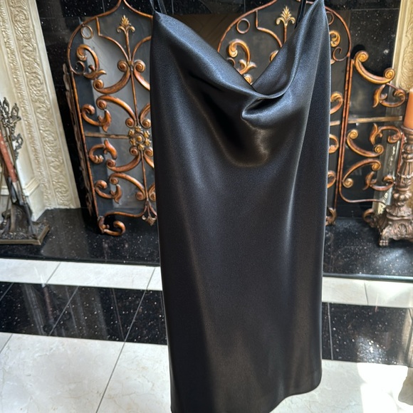 Black Satin XS Hemline Mini Dress - Picture 3 of 4